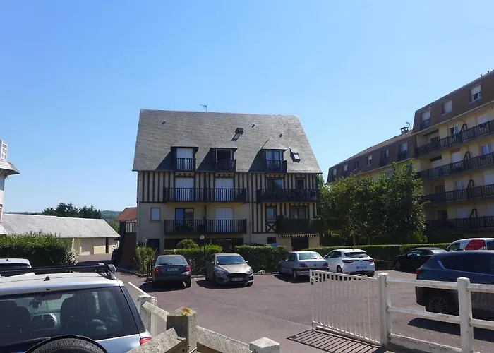 Le Clos By Interhome *