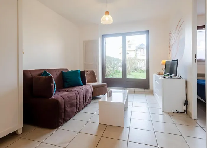 Le Clos By Interhome Appartement *