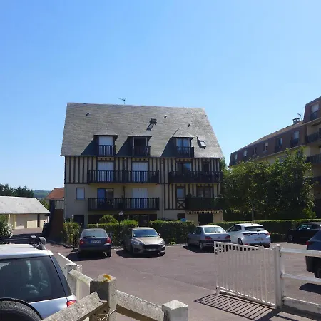 Le Clos By Interhome *