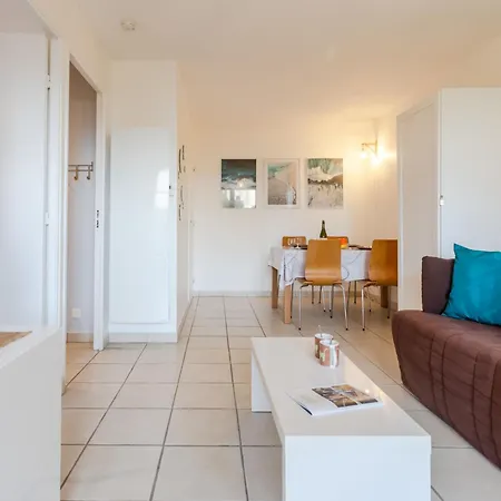 Apartment Le Clos By Interhome *